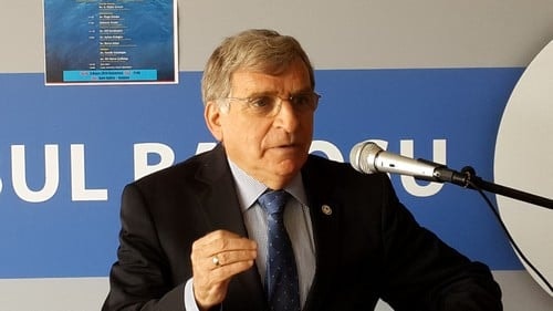 29. Dönem Hukuk İngilizcesi Ve Terminolojisi Derslerini Tamamlayanlara Katılım Belgeleri Verildi 
 - 39