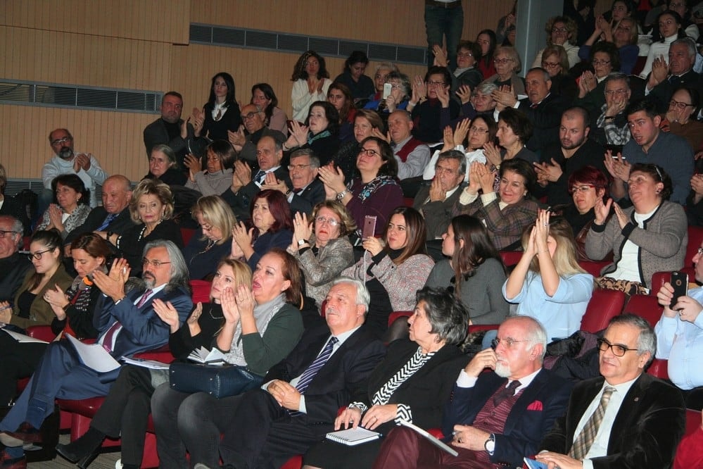 Hukuksal Gerçeklikler Bağlamında Anayasa Değişikliği - 72