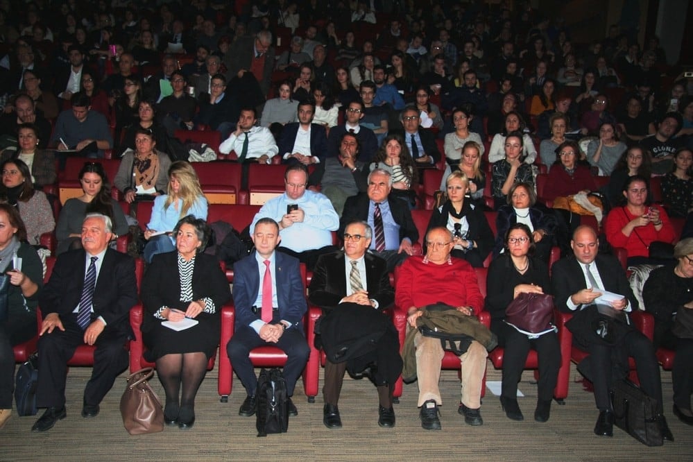 Hukuksal Gerçeklikler Bağlamında Anayasa Değişikliği - 12