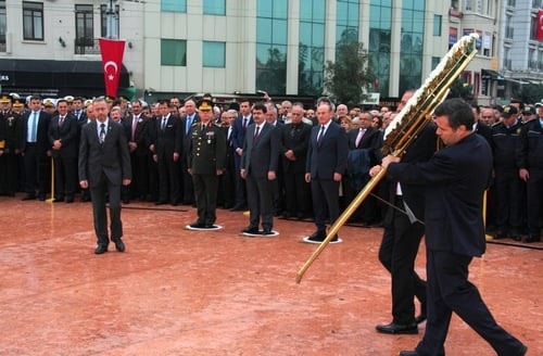 Aramızdan Ayrılışının 77. Yılında Atamızı Saygı Ve Minnetle Andık 
 - 23