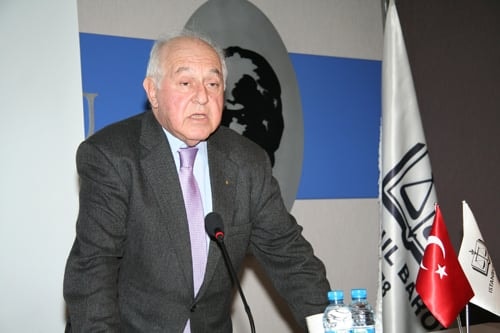 Cezaevlerindeki Doluluk
İnsan Haklarını İhlal Ediyor - 1