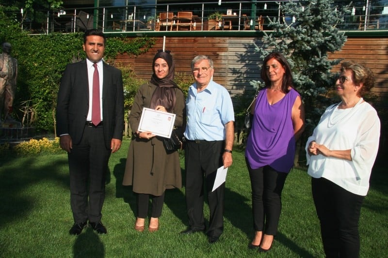 37. Dönem Hukuk İngilizcesi Ve Terminoloji Derslerine Katılanlara Törenle Belgeleri Verildi - 50