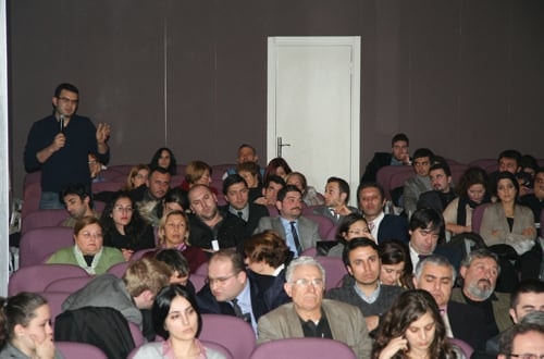 Avukata Yönelik Baskı Vatandaşa Yapılmış Sayılır

 - 60