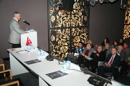 İnsan Haklarında Bir Arpa Boyu Yol
 - 1