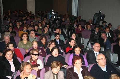 Kadın Haklarında Çok Gerilerdeyiz - 15