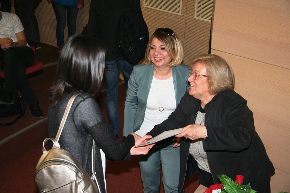 Kadın Hakları ve Aile İçi Şiddet” Konulu Sertifika Programı Devam Ediyor - 110