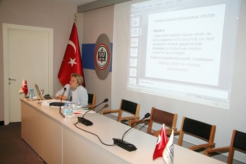 Kadın Hakları Merkezi Eğitim Semineri Yapıldı
 - 19