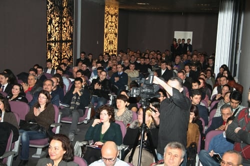 Uluslararası Ödeme Aracı Olan Çekin Ceza Yasası Kapsamına Alınması Eleştirildi

 - 2