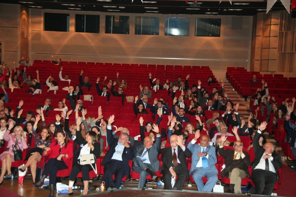 Başkan Durakoğlu Güven Tazeledi - 345