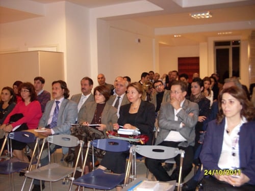 Gaziosmanpaşa Adli Yardım Bürosunda Hmk Toplantısı
 - 2