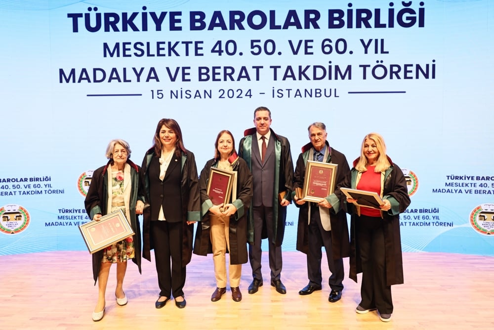 Meslekte 40, 50 ve 60 Yılını Dolduran Meslektaşlarımıza Plaket Verildi - 96