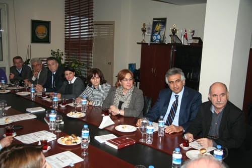 İzmir Barosu Yönetiminden 
İstanbul Barosuna Destek - 3