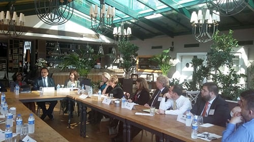 Özgürlüğü Savunmak. Adaleti Takip
 - 7