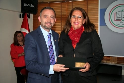 Baro Yönetiminden Ayrılanlara Anı Plaketi Verildi  

 - 27