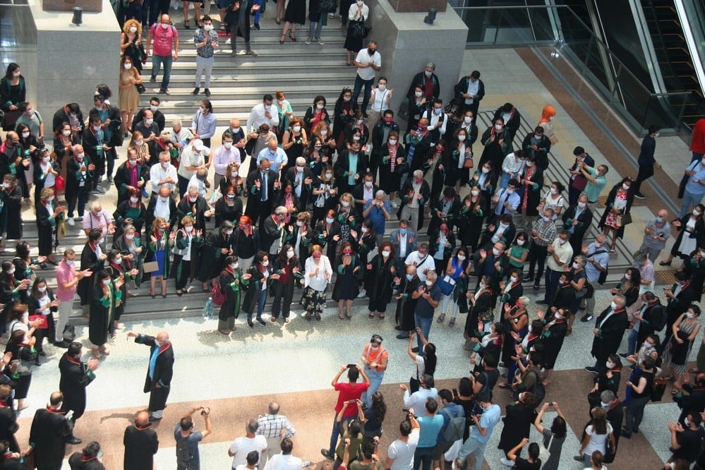 Avukatların Direnişi Sürüyor - 41