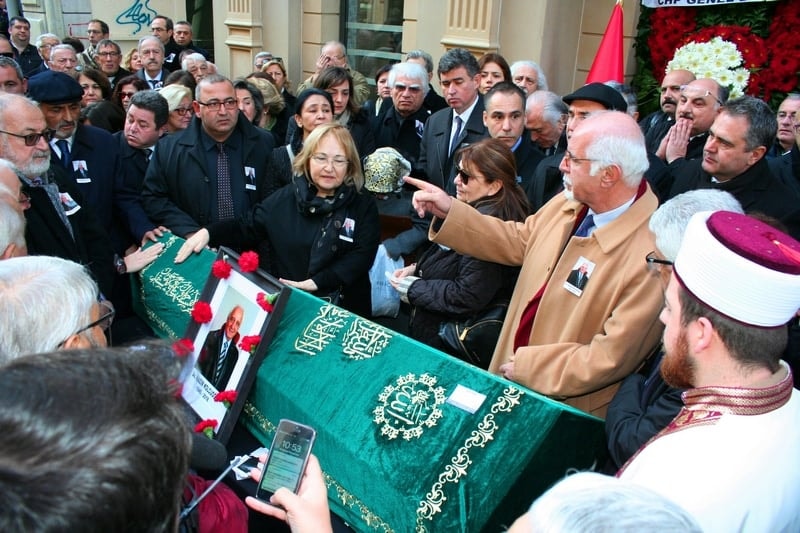 Başkanımız Av. Kazım Kolcuoğlu’nu Son Yolculuğuna Uğurladık - 48