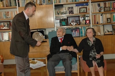 Mahmut Esat Bozkurt Ödülü Av. Halit Çelenk’E Verildi

 - 8