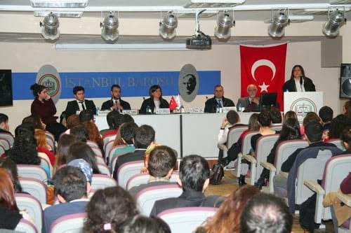 Avukatlar, Kurtçuklardan Muhteşem Kelebekler Yapmayı Becerenlerdir

 - 14