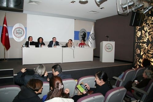 Sağlık Hukukunda Aydınlatılmış Onam
 - 51