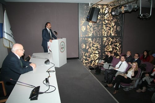 27. Dönem Hukuk İngilizcesi Ve Terminolojisi Derslerini Tamamlayan Avukat Ve Stajyer Avukatlara Katılım Belgeleri Verildi - 27