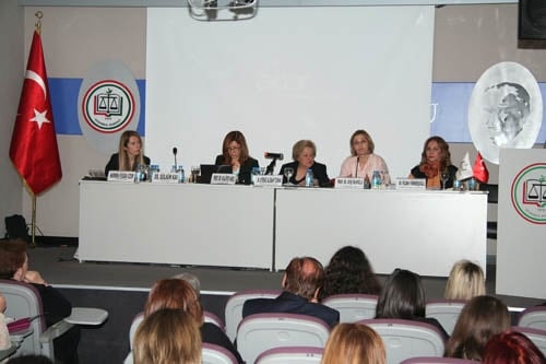 Kadın Cinayetleri

 - 24