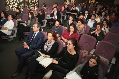 Mobbing Bir İnsan Hakları İhlalidir
 - 25