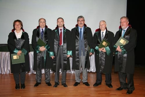 Mesleklerinde 25, 30, 35 Yılını Dolduran Toplam 693 Meslektaşımıza Plaket Verildi
 - 88