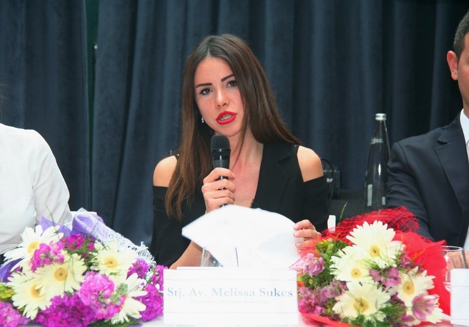 Tarihte Haksız Yargılamaların Gölgesinde Savunmanın Savunulması – II - 19