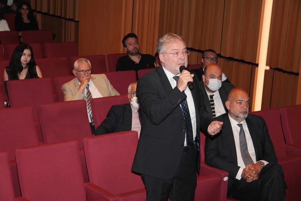 Türk Ticaret Kanunu Deniz Ticareti Hükümlerinin Değerlendirilmesi Sempozyumu - 52