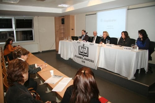 Toplumsal Cinsiyet Bakış Açısıyla Ülkemizde Kadın İstihdamı
 - 13