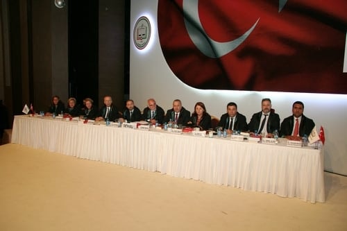 Ümit Kocasakal İstanbul Barosu Başkanlığına Yeniden Seçildi 

 - 182