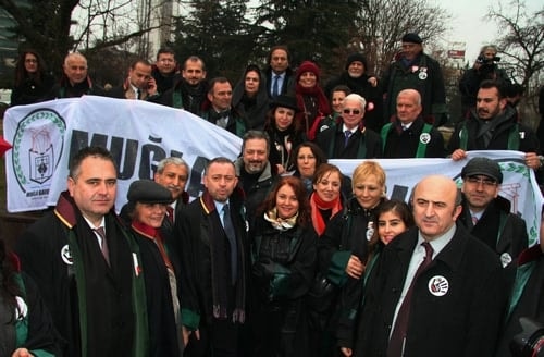 Polis Devleti Değil Hukuk Devleti

 - 124