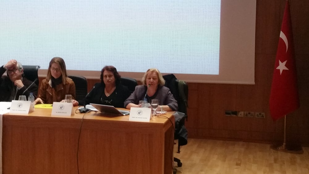 Lefke Avrupa Üniversitesinde “Kadın İçin Adalet" Paneli Düzenlendi - 7