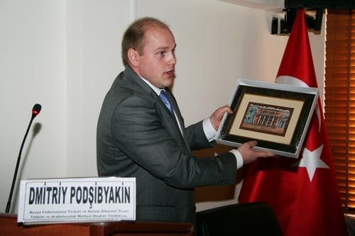 Rusya Federasyonu Hukukçularıyla Birlikte Rusya Ve Türkiye’De Tahkimin Rolü Ve Önemi Konferansı

 - 16