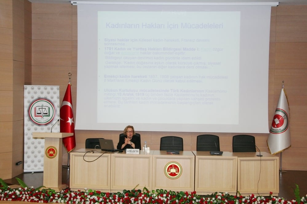 Kadın Hakları ve Aile İçi Şiddet Konulu Sertifika Programı Devam Ediyor - 46