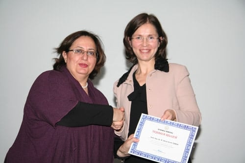 Hava Hukukunda Yolcu Hakları
 - 17