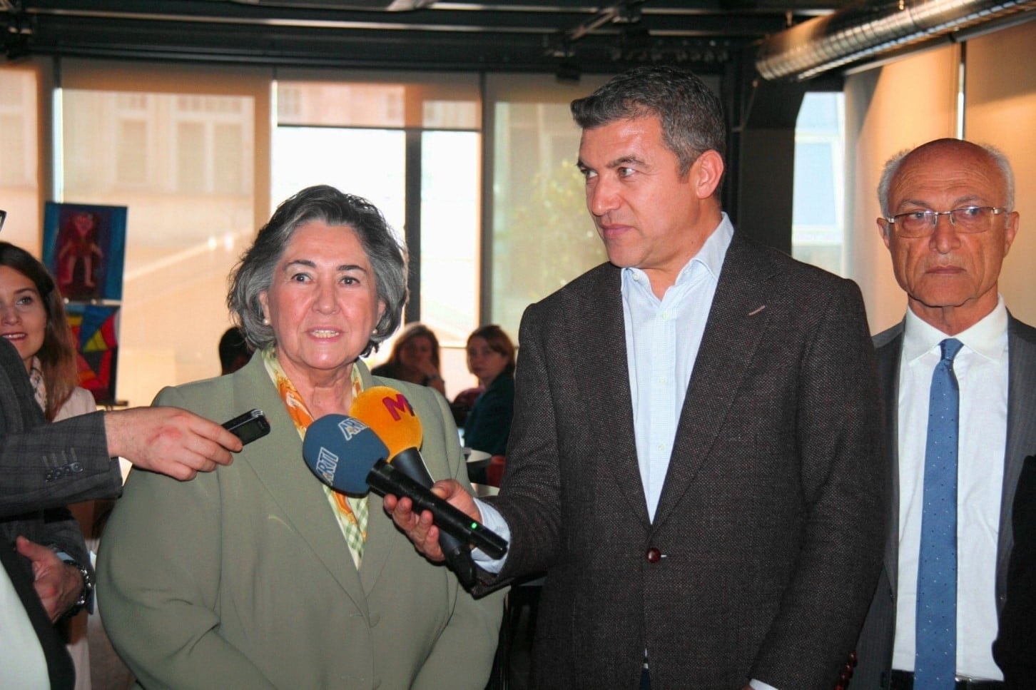 Tutukevindeki Çocukların Yaptıkları Resimler Sergilendi - 16