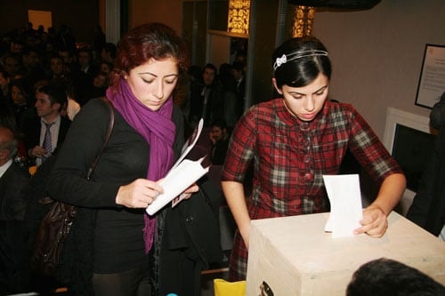 Stj. Avukatlar Komisyonugenel Kurulu 
Yürütme Kurulu Seçimiyle Noktalandı - 29