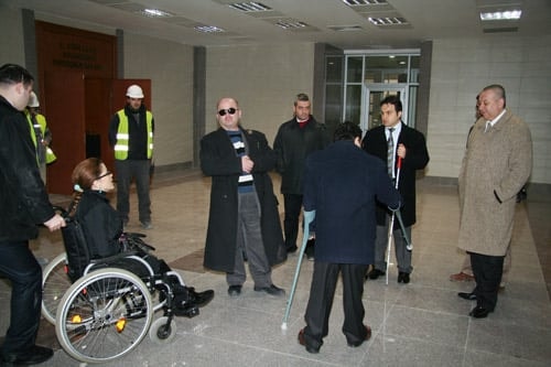 İstanbul Barosu Heyeti İstanbul Adalet Sarayında Engellilere Yönelik İncelemelerde Bulundu

 - 7