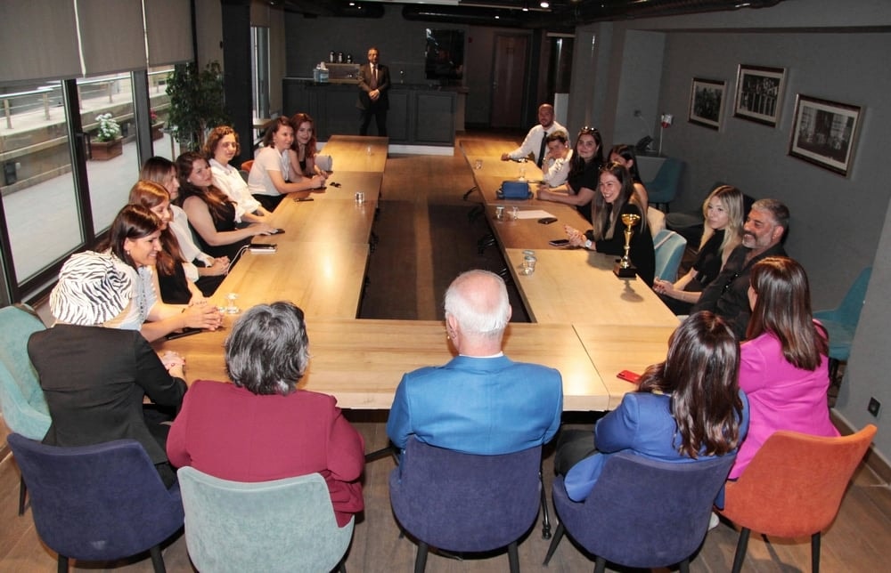 Kadın Futbol Takımımızdan İlk Turnuvada İlk Kupa! - 6