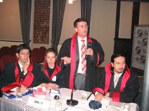 'Farazi (Sanal) Dava Ve 
Duruşma Yarışması-2005’ 
Ödülleri Sahiplerini Buldu - 27