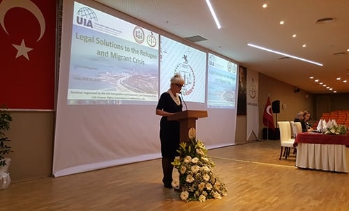 Sığınmacı Ve Mülteci Krizinde Hukuki Çözümler
 - 12