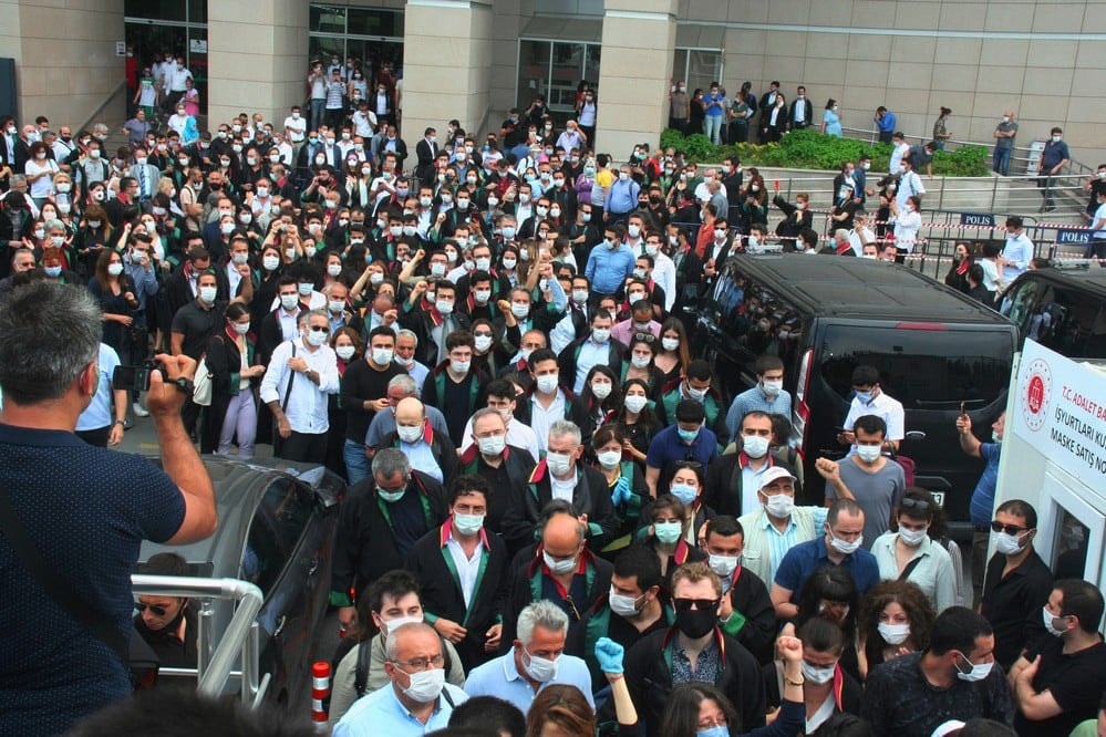 İstanbul Barosu Avukatları Destek Nöbetinde… - 46