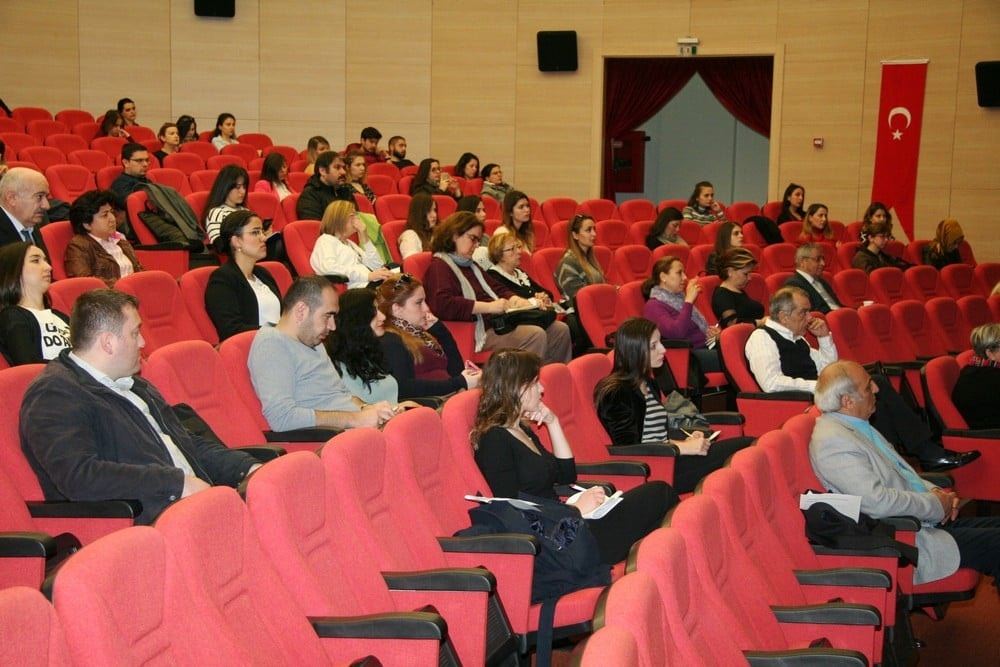 Kadın Hakları ve Aile İçi Şiddet” Konulu Sertifika Programı Devam Ediyor - 9