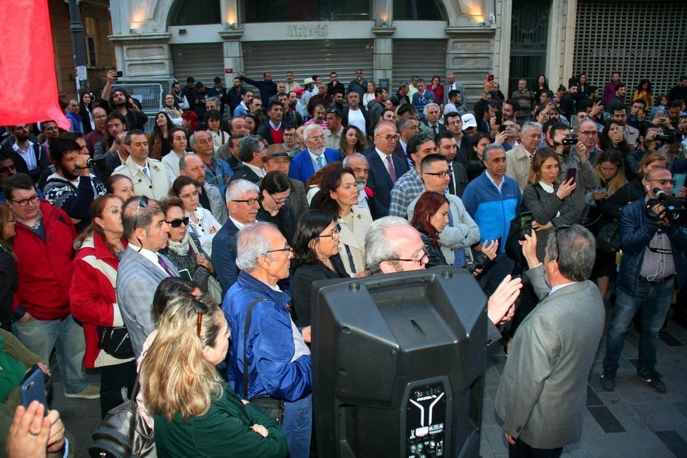 Demokrasi ve Dayanışma Nöbeti Devam Ediyor - 10