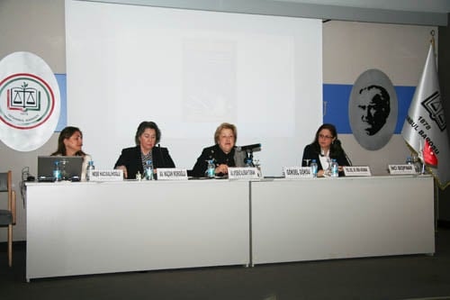 Kadına Şiddet Durmak Bilmiyor

 - 16