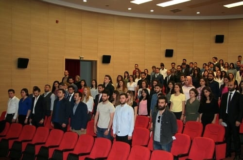 Adil Yargılamanın Teminatı Avukattır
 - 11