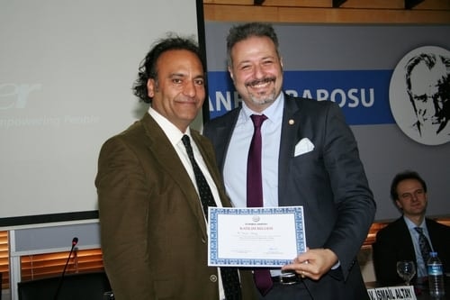 Rusya Federasyonu Hukukçularıyla Birlikte Rusya Ve Türkiye’De Tahkimin Rolü Ve Önemi Konferansı

 - 56