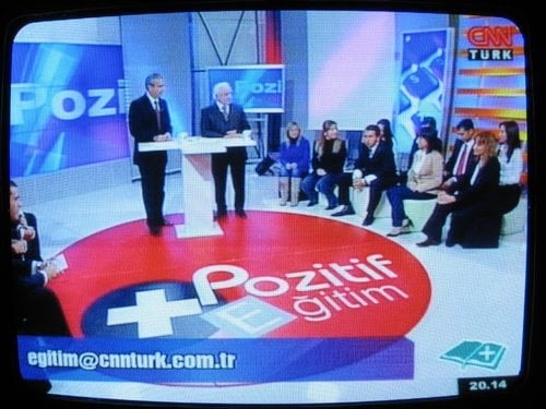 Başkan Kolcuoğlu, Cnn Türk’Te “Pozitif Eğitim” Programına Konuk Oldu - 1