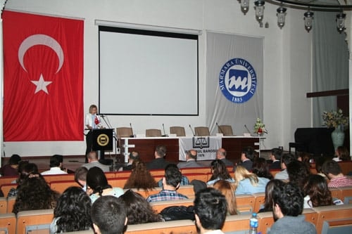 Mülteci Ve Sığınmacıların Sorunları

 - 18